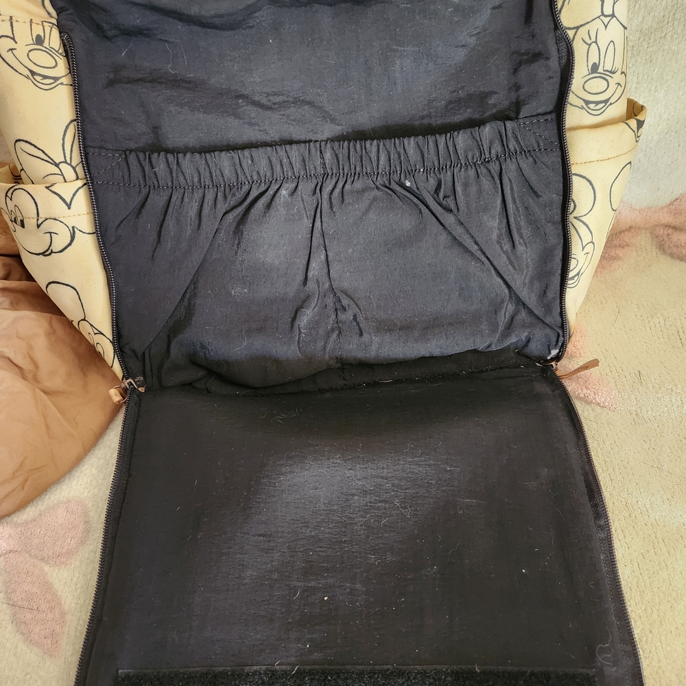 Petunia Pickle Bottom Cream and Black Diaper Bag - Picture 9 of 9